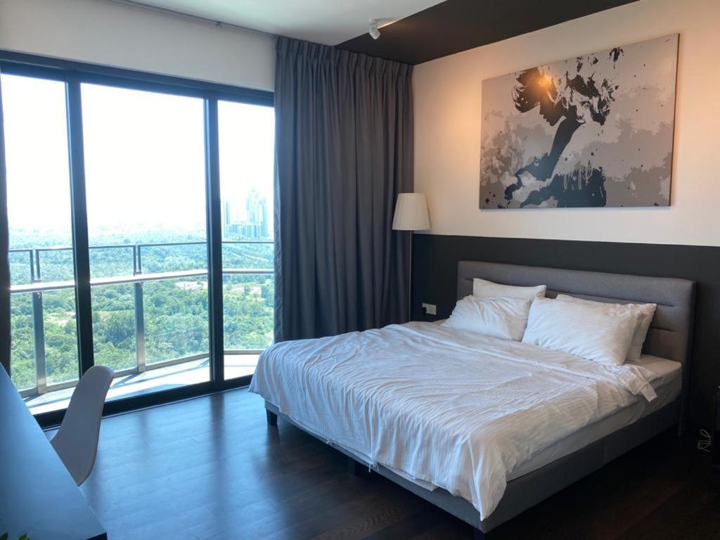 Almas Suite Nusajaya  Extérieur photo